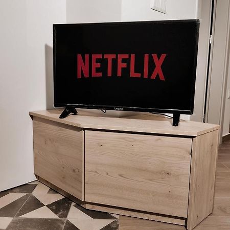 Romeo Isimeriahomz Apartman Szaloniki Kültér fotó