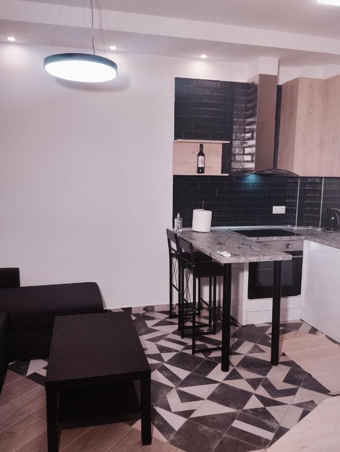 Romeo Isimeriahomz Apartman Szaloniki Kültér fotó